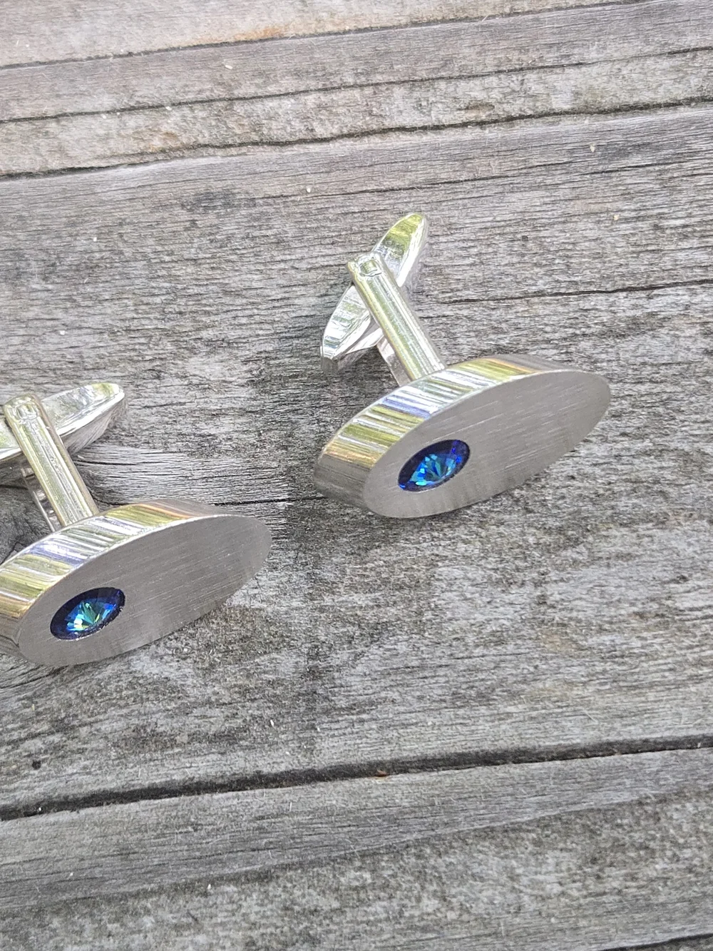 Vintage Sarah Coventry Blue Rivoli Rhinestone Modern Oval Silver Tone Cuff Links